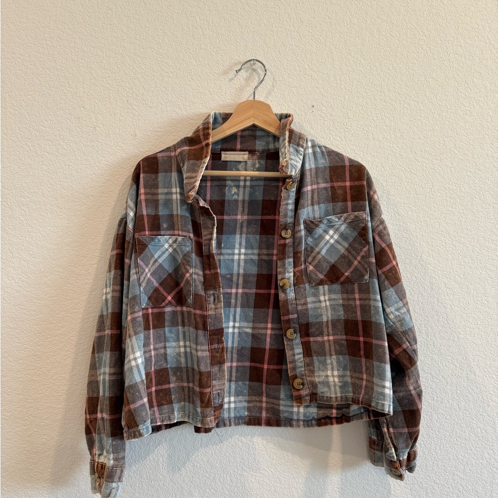 Plaid Button-Up Distressed Cropped Flannel